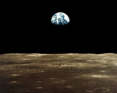 Earthrise (12 KB)